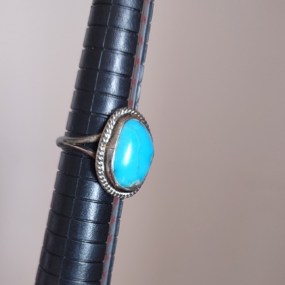 Sterling Silver Turquoise Ring Size 5 1/2 - Picture 6 of 6